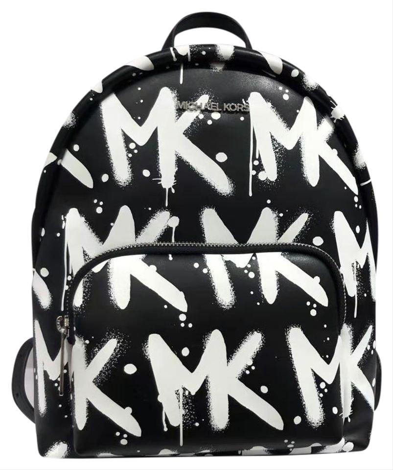 MICHAEL KORS New York City ERIN Medium Backpack-Black/White – VALLEYSPORTING