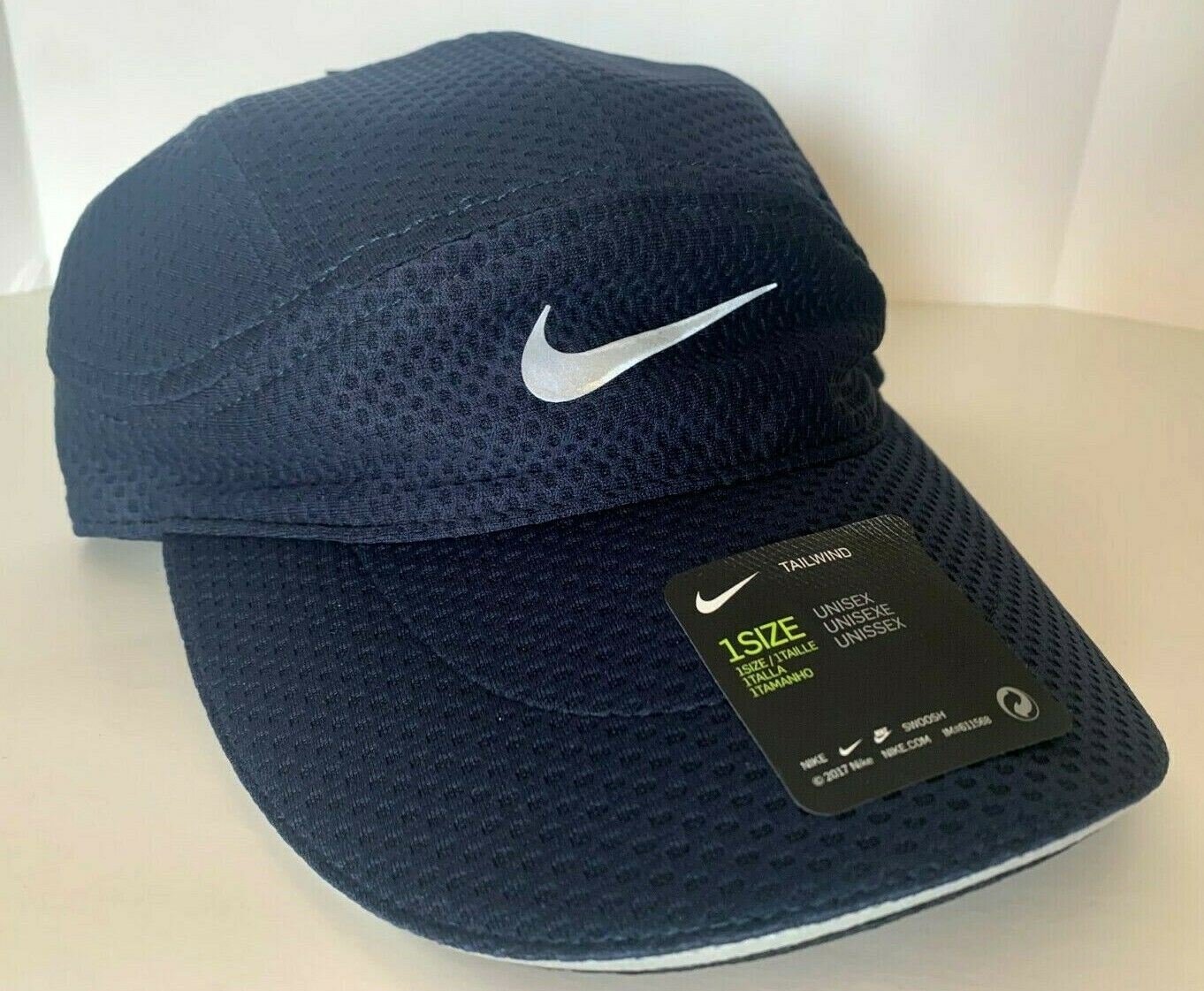 Nike Tailwind Mesh Daybreak Cap - Men's