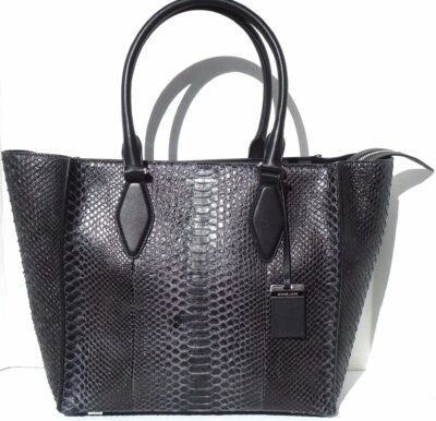 Take A Look At The Black Beauty Women's Handbag